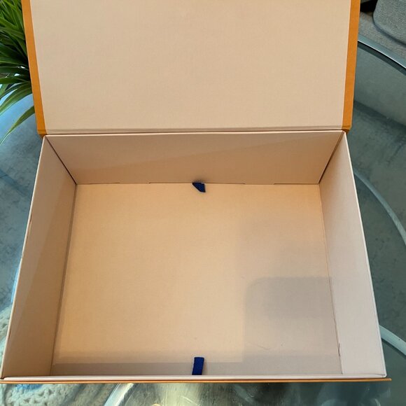 Louis Vuitton Epi Pont-Neuf Purse - Picture 11 of 11